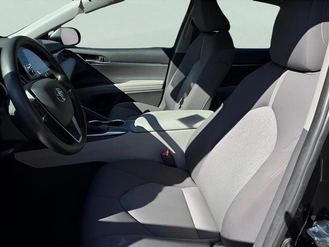 Photo of 2021 Midnight Black Metallic Toyota Camry