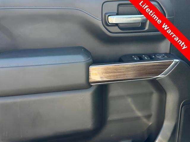 Photo of 2020 White Chevrolet Silverado 1500