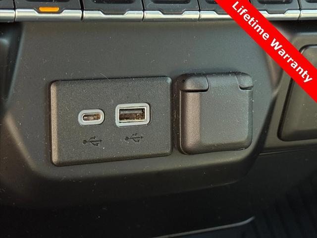 Photo of 2020 White Chevrolet Silverado 1500