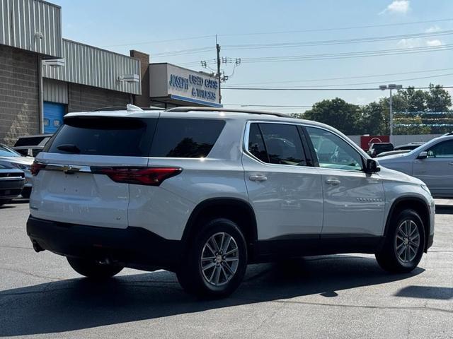 Photo of 2023 Summit White Chevrolet Traverse