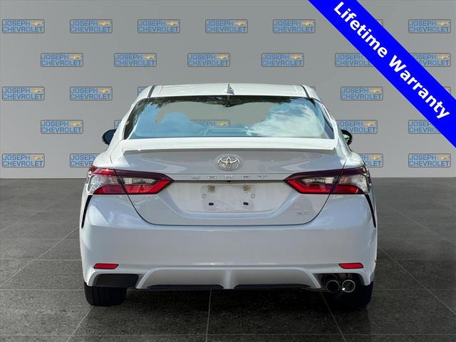 Photo of 2023 Ice Toyota Camry