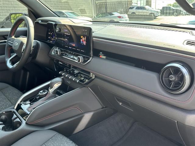 Photo of 2024 Black Chevrolet Colorado