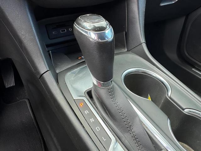 Photo of 2019 Pacific Blue Metallic Chevrolet Equinox