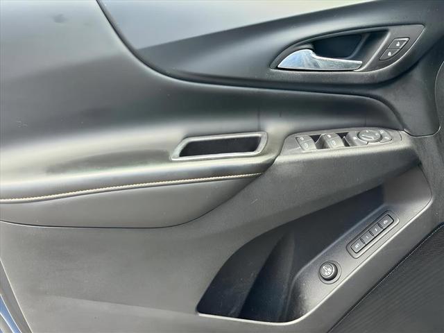 Photo of 2019 Pacific Blue Metallic Chevrolet Equinox