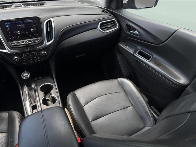 Photo of 2019 Pacific Blue Metallic Chevrolet Equinox
