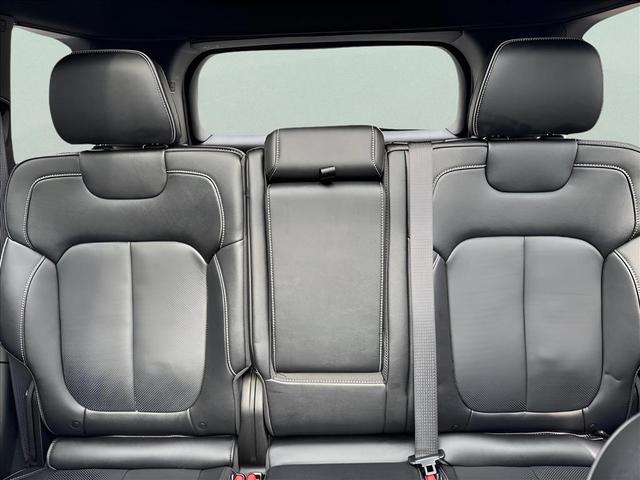 Photo of 2024 Bright White Clearcoat Jeep Grand Cherokee