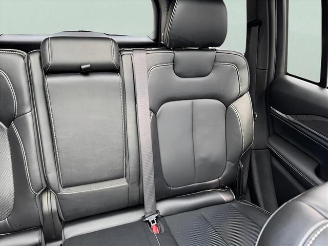 Photo of 2024 Bright White Clearcoat Jeep Grand Cherokee