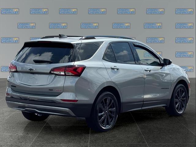 Photo of 2024 Sterling Gray Metallic Chevrolet Equinox