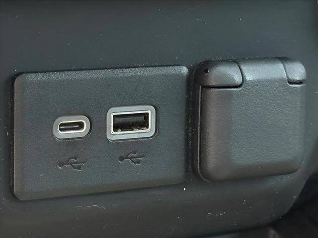 Photo of 2021 Summit White Chevrolet Silverado 1500