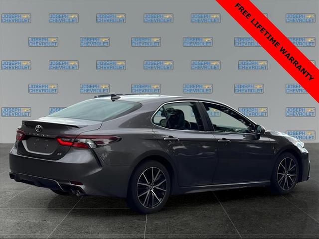 Photo of 2023 Predawn Gray Mica Toyota Camry