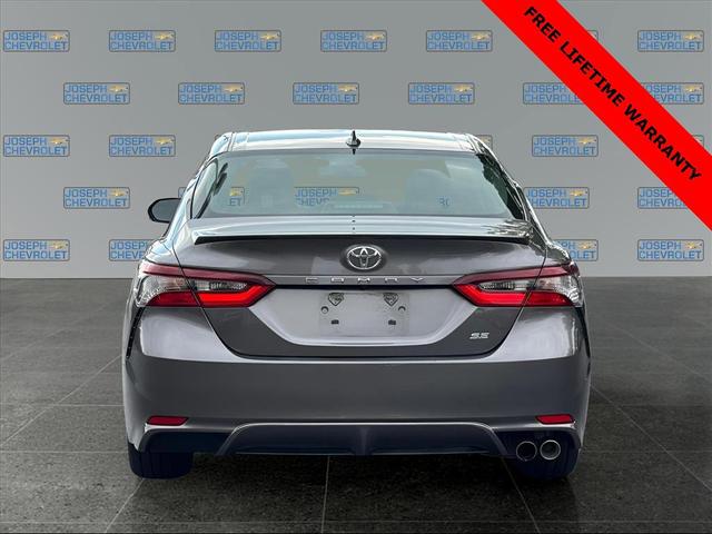 Photo of 2023 Predawn Gray Mica Toyota Camry