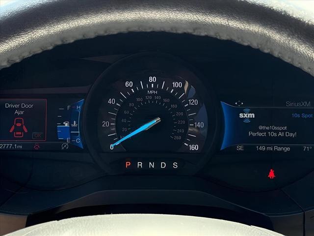 Photo of 2022 Green Metallic Ford Edge