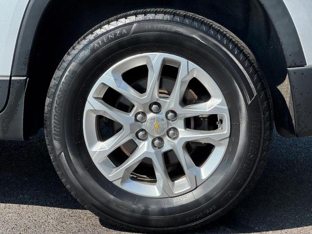 Photo of 2019 Silver Ice Metallic Chevrolet Traverse