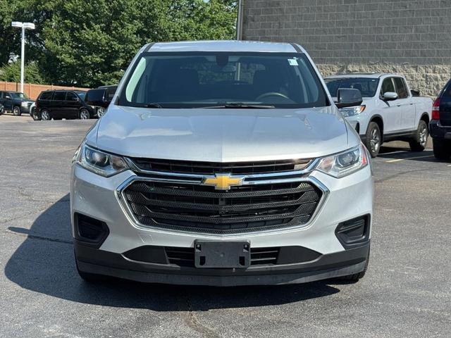 Photo of 2019 Silver Ice Metallic Chevrolet Traverse