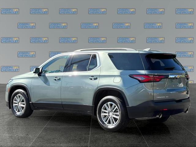 Photo of 2023 Silver Sage Chevrolet Traverse