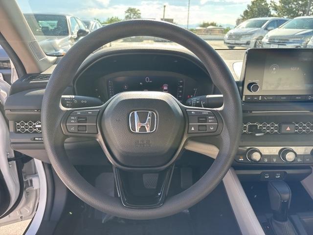 Photo of 2025 Platinum White Pearl Honda Accord
