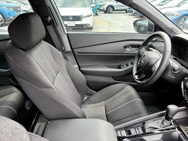 Photo of 2025 Platinum White Pearl Honda Accord Hybrid