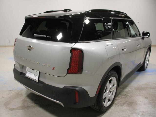 Photo of 2025 Melting Silver III Metallic MINI Countryman