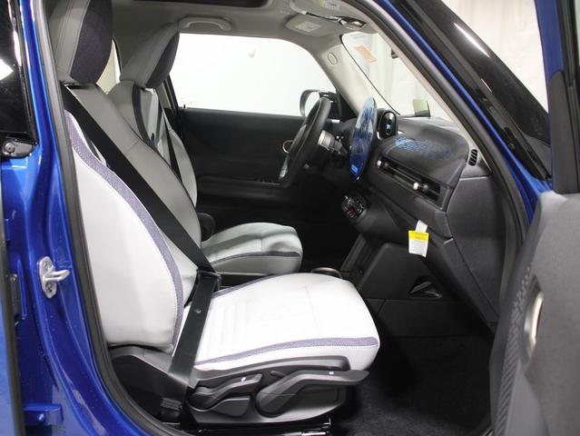 Photo of 2026 Icy Sunshine Blue Metallic MINI Hardtop