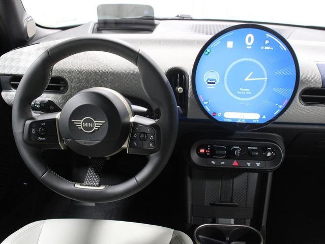 Photo of 2026 Ocean Wave Green Metallic MINI Hardtop