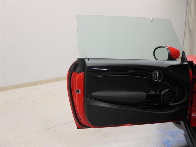 Photo of 2023 Chili Red MINI Hardtop