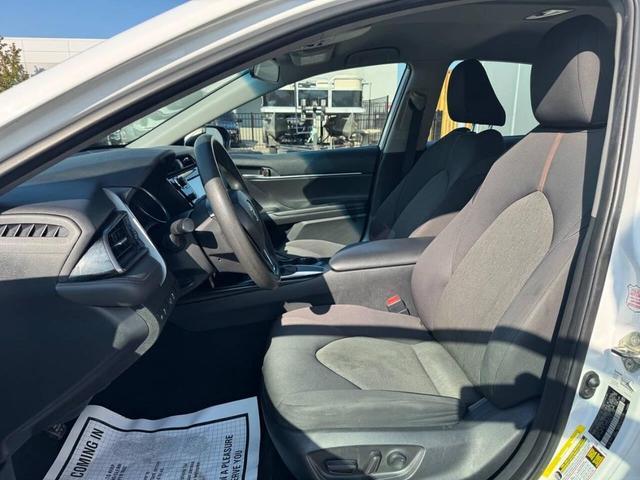 Photo of 2020 Super White Toyota Camry