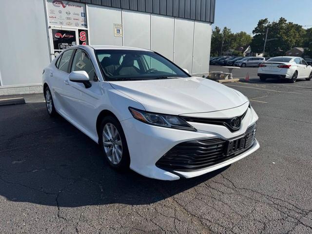 Photo of 2020 Super White Toyota Camry