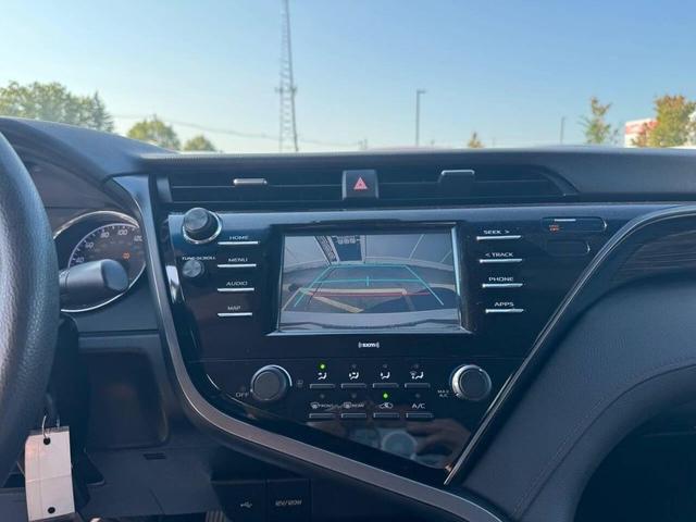 Photo of 2020 Super White Toyota Camry