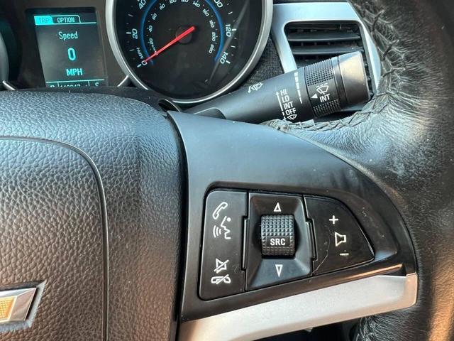 Photo of 2014 Champagne Silver Metallic Chevrolet Cruze