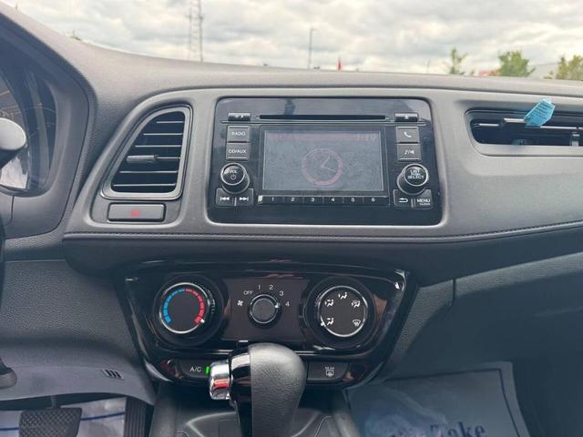 Photo of 2018 Aegean Blue Metallic Honda HR-V