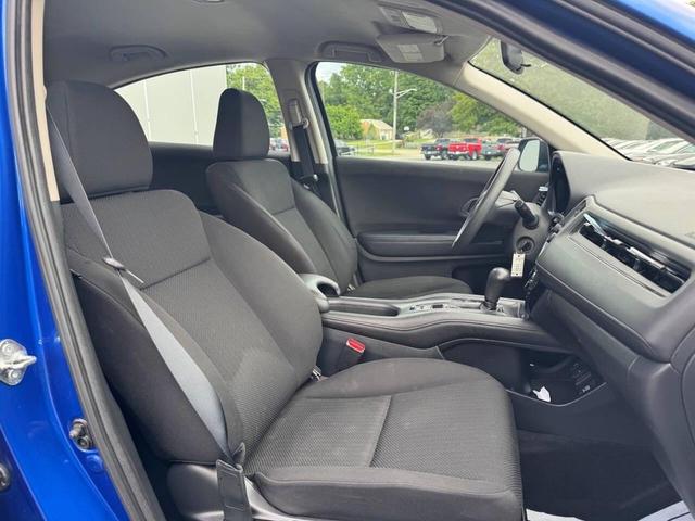 Photo of 2018 Aegean Blue Metallic Honda HR-V