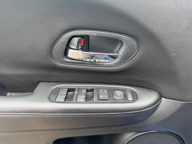 Photo of 2018 Aegean Blue Metallic Honda HR-V