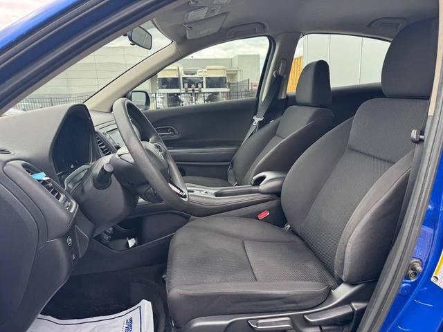Photo of 2018 Aegean Blue Metallic Honda HR-V