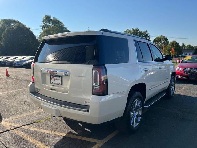 Photo of 2015 White Diamond Tricoat GMC Yukon
