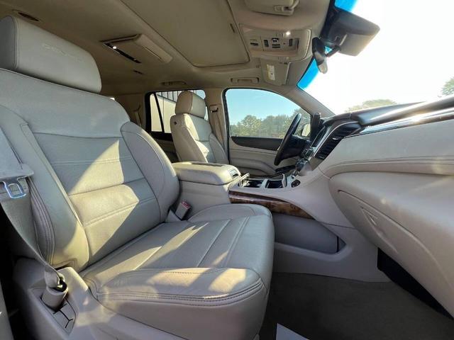 Photo of 2015 White Diamond Tricoat GMC Yukon