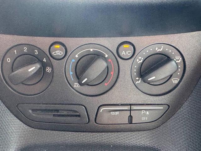 Photo of 2018 Frozen White Ford Transit Connect