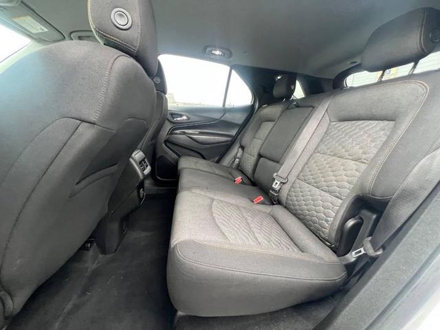 Photo of 2019 Silver Ice Metallic Chevrolet Equinox
