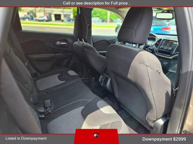 Photo of 2016  Jeep Cherokee
