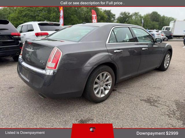 Photo of 2013 Gray Chrysler 300C