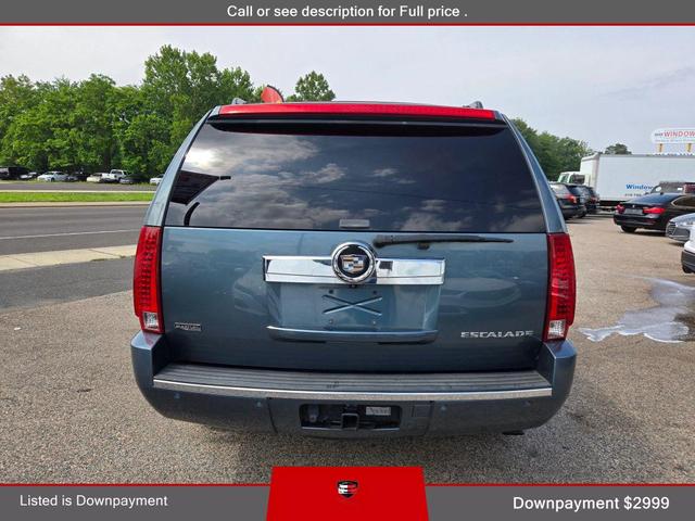 Photo of 2009 Green Cadillac Escalade