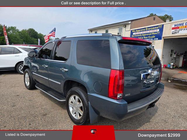 Photo of 2009 Green Cadillac Escalade