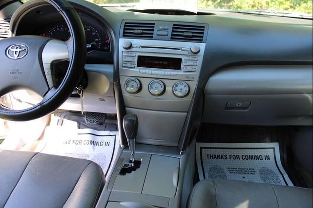 Photo of 2011 Classic Silver Metallic Toyota Camry