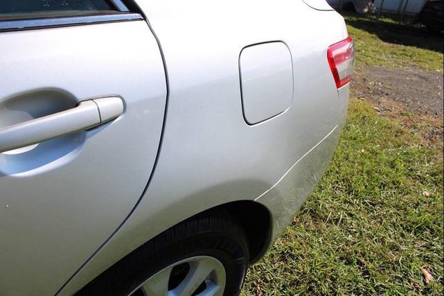 Photo of 2011 Classic Silver Metallic Toyota Camry
