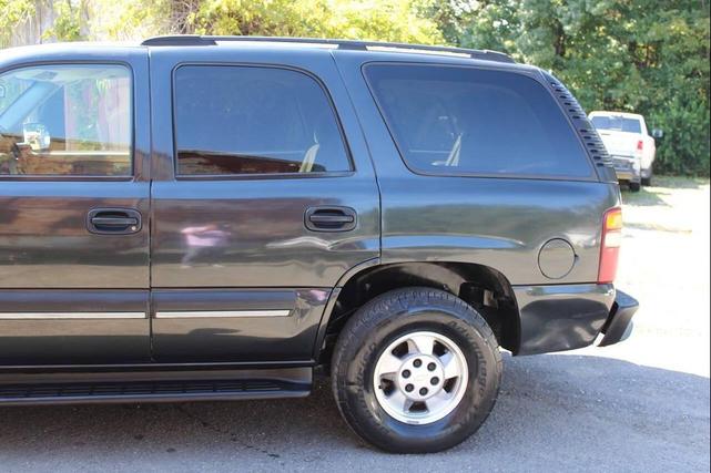 Photo of 2003 Dark Gray Metallic Chevrolet Tahoe