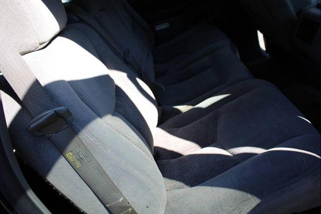 Photo of 2003 Dark Gray Metallic Chevrolet Tahoe