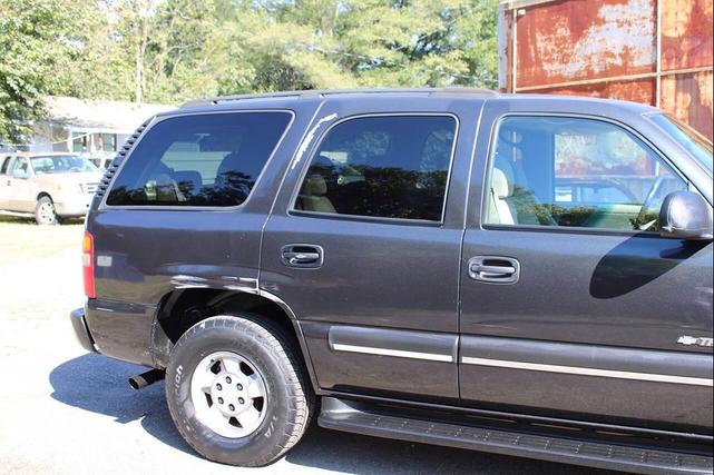 Photo of 2003 Dark Gray Metallic Chevrolet Tahoe