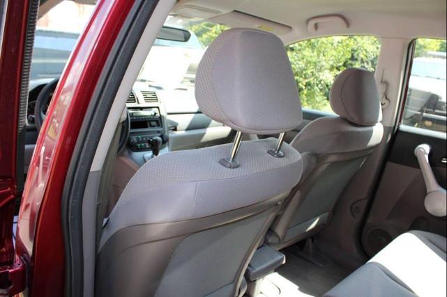 Photo of 2007 Tango Red Pearl Honda CR-V