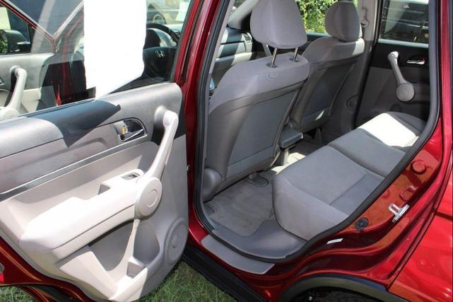 Photo of 2007 Tango Red Pearl Honda CR-V