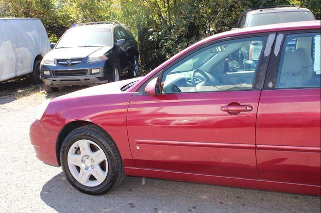 Photo of 2007 Sport Red Metallic Chevrolet Malibu