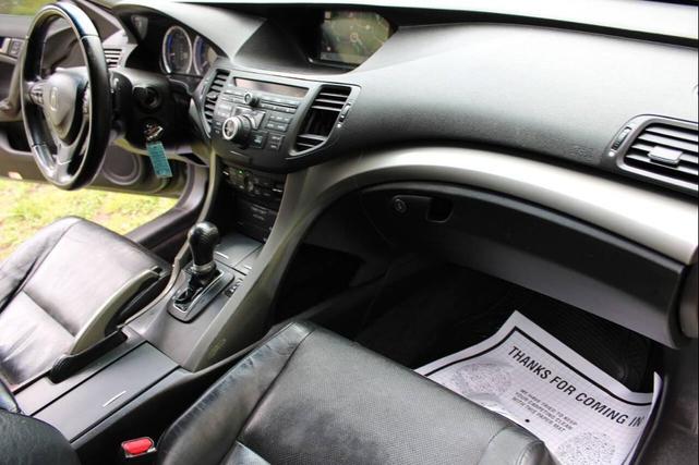 Photo of 2010 Polished Metal Metallic Acura TSX